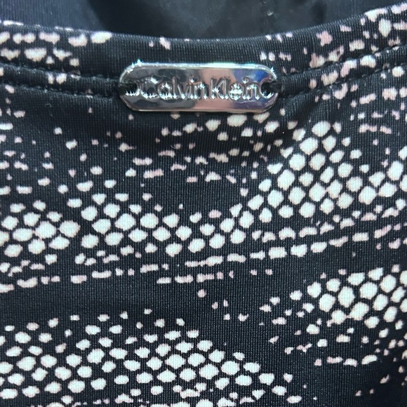 NWT Calvin Klein One Piece Swimsuit Size 6 - Picture 7 of 10